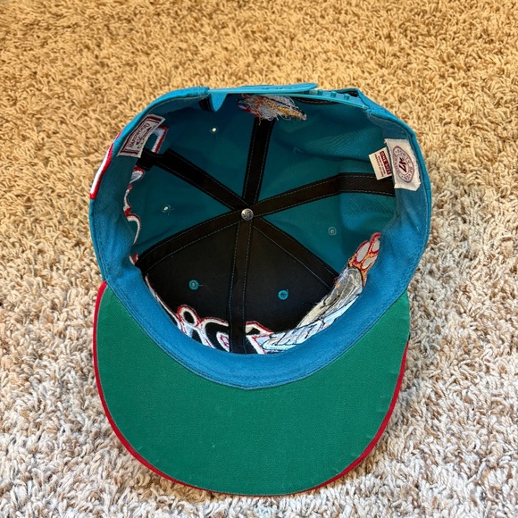 Retro Detroit Pistons hat - Picture 5 of 5